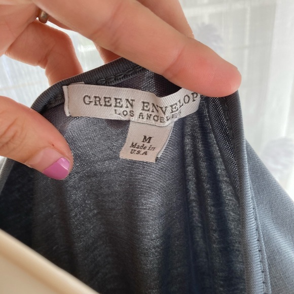 grey short sleeve top size medium - Picture 3 of 4